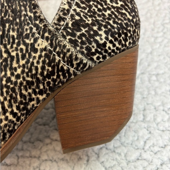 Coconuts by Matisse “Trader” Calf Hair Bootie, 6M - Picture 11 of 13